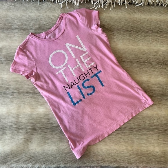 Vintage AMERICAN EAGLE Pink “On the Naughty List” S Baby Tee Y2K Short Sleeve - Picture 1 of 11